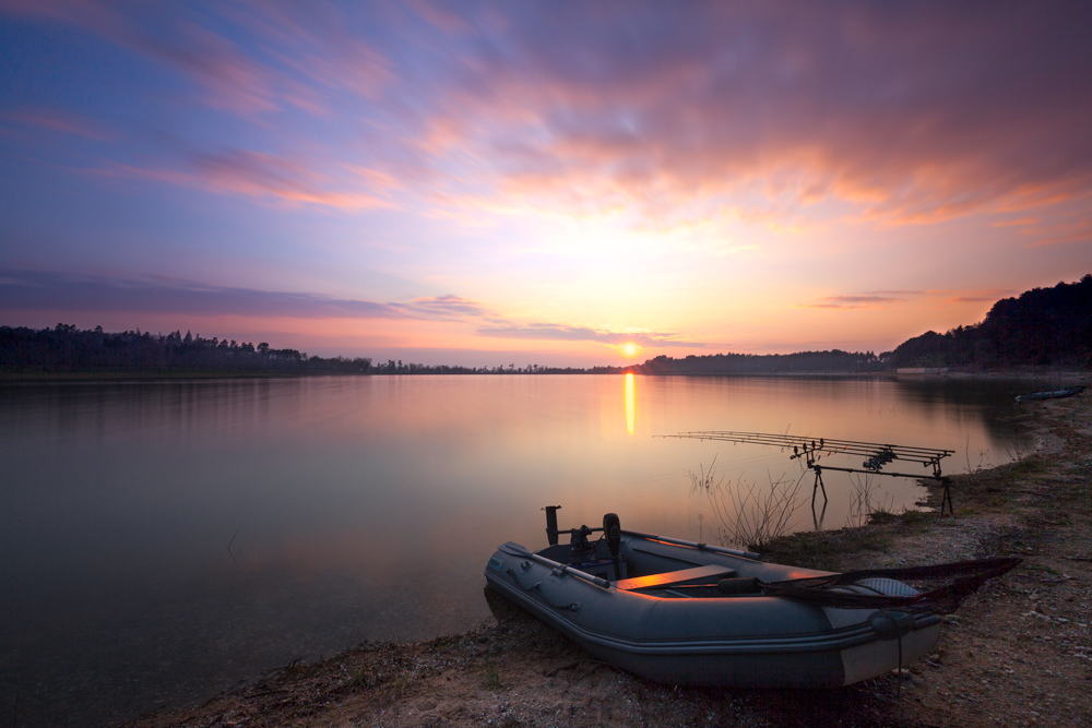 Coucher De Soleil - Lac De Saint-Ferréol